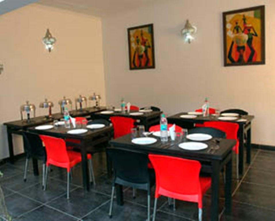 Rishikesh Inn By One Hotels Rishīkesh Rom bilde